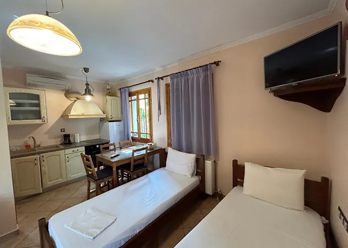 Vakantiehuis 4 ατόμων-cozy Family Close To The Beautiful Beaches Athánion